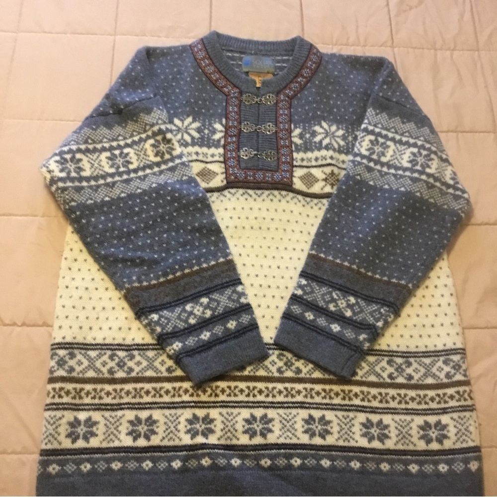 Squaw Valley M 100% Wool Blue Nordic Pullover Sweater 1/4 Metal Clasps Snowflake